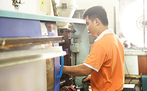 塑膠模具加工廠(chǎng)